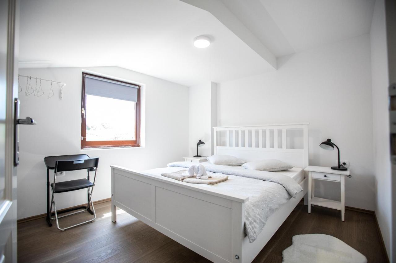 Apartmani Jancic Ogulin Exterior photo